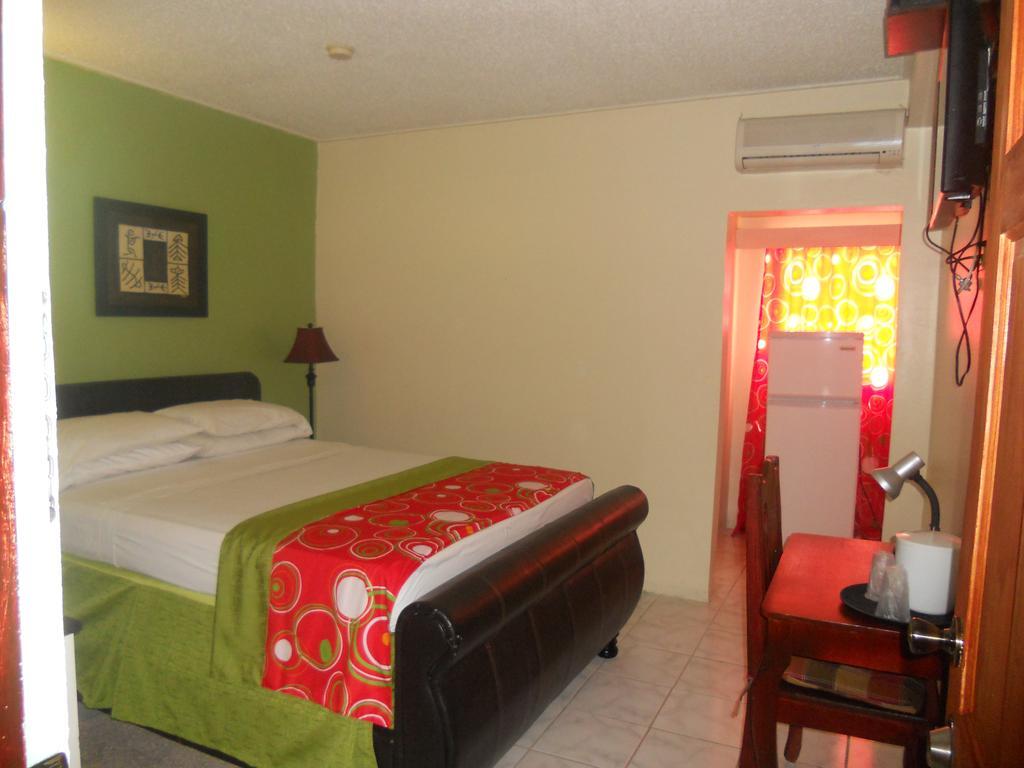Seaview Inn Basseterre Eksteriør billede