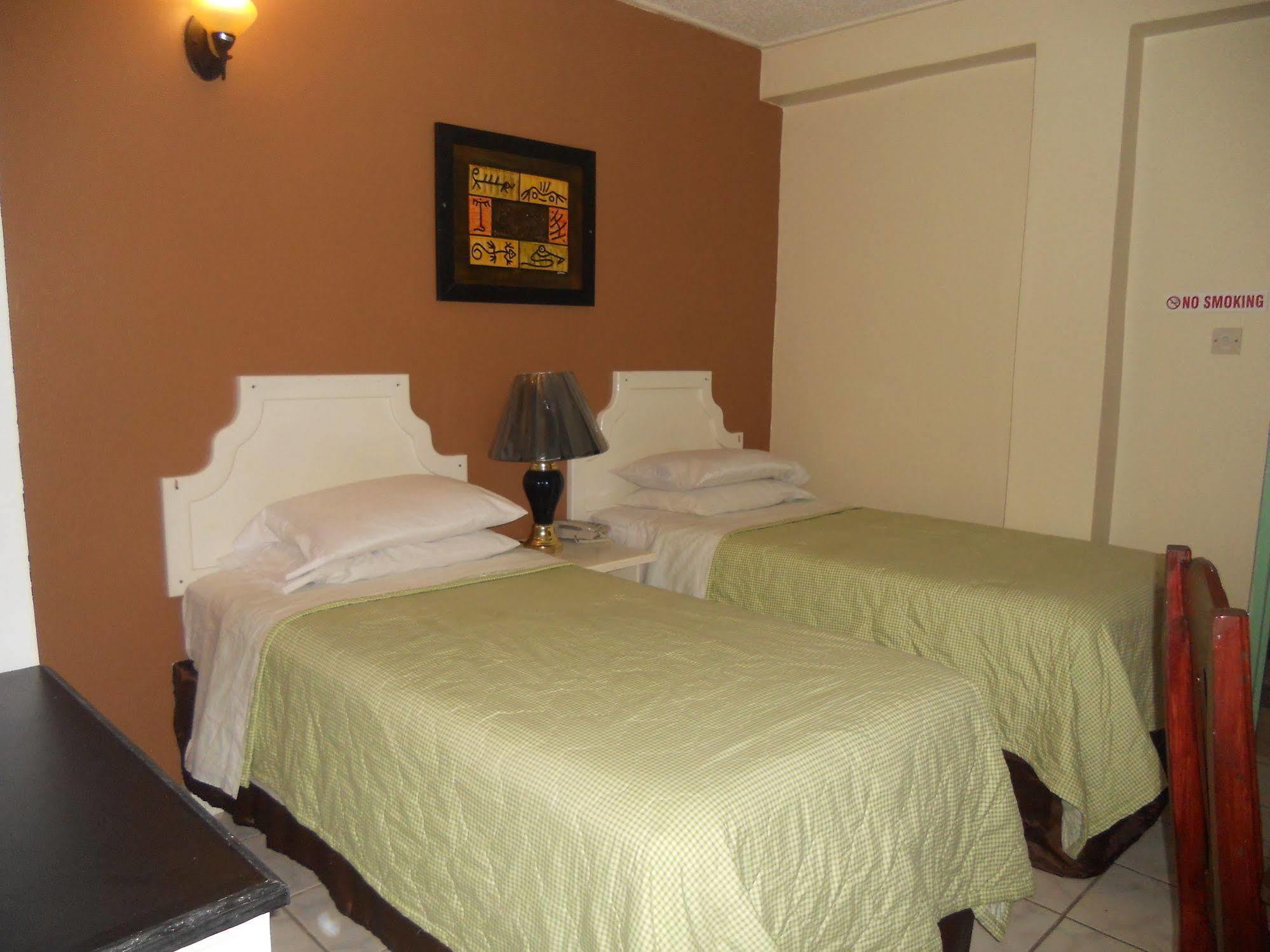 Seaview Inn Basseterre Eksteriør billede