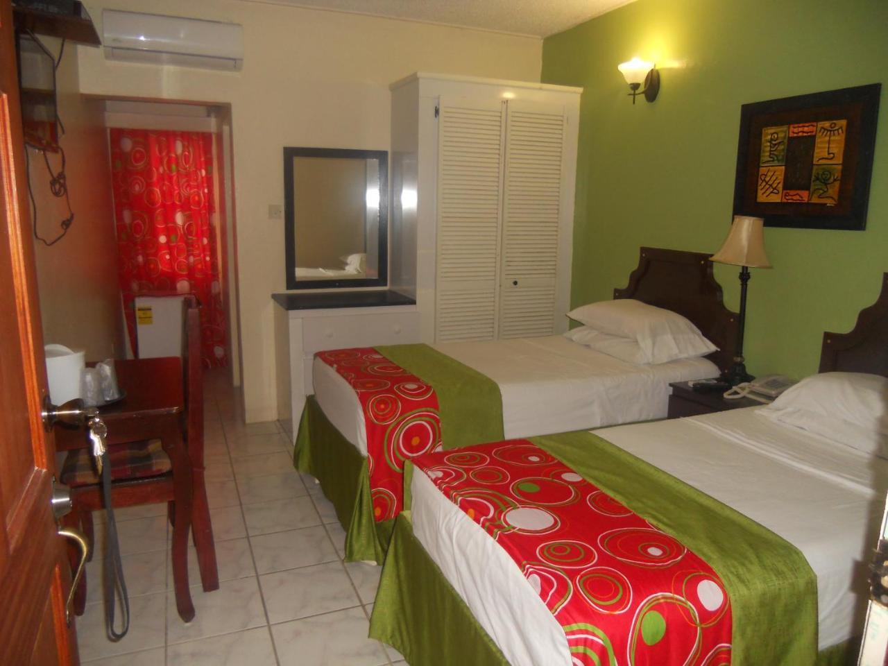 Seaview Inn Basseterre Eksteriør billede